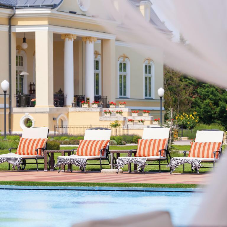 Amade Chateau Vrakúň Eksteriør bilde